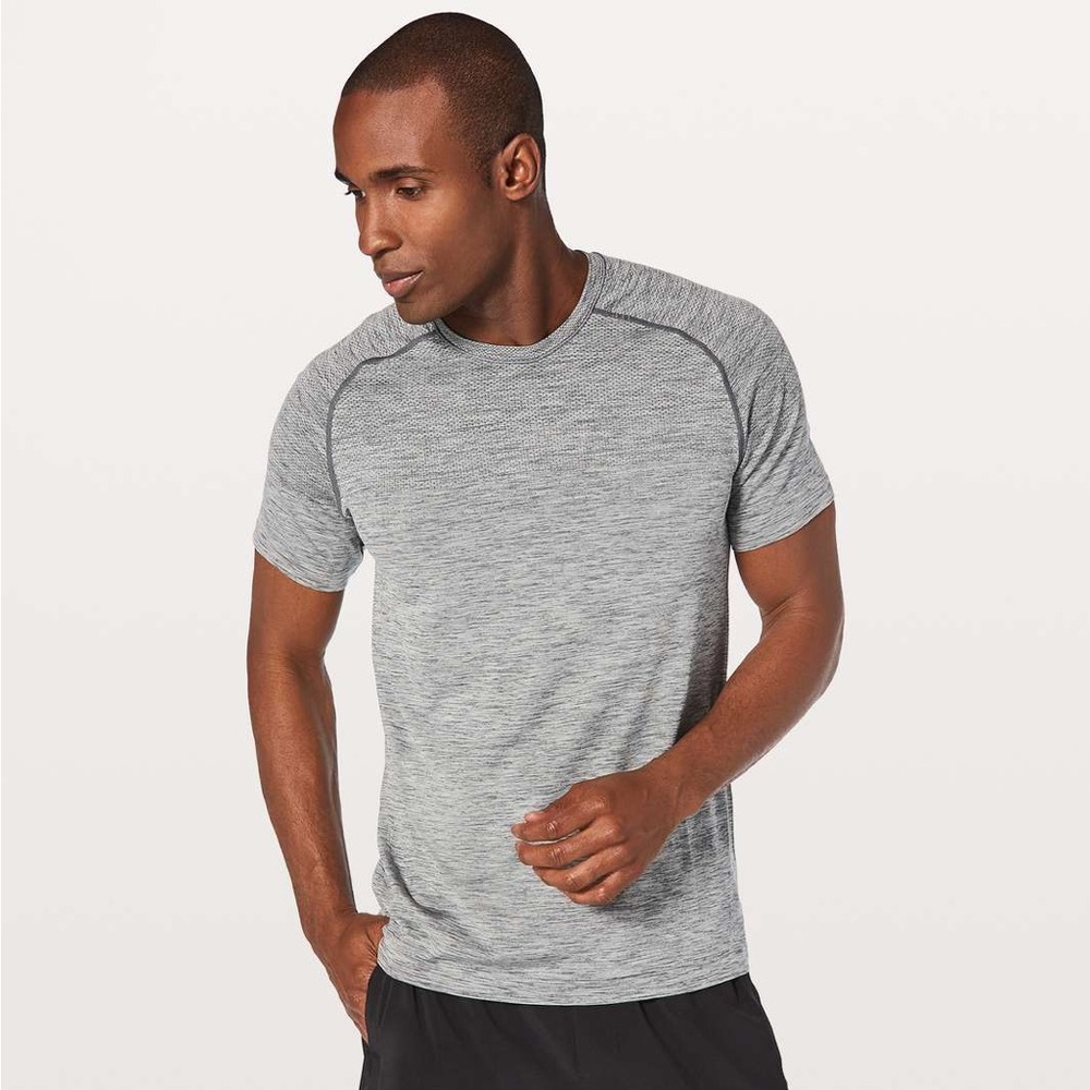 lululemon athletica Gray Short Sleeve Tee